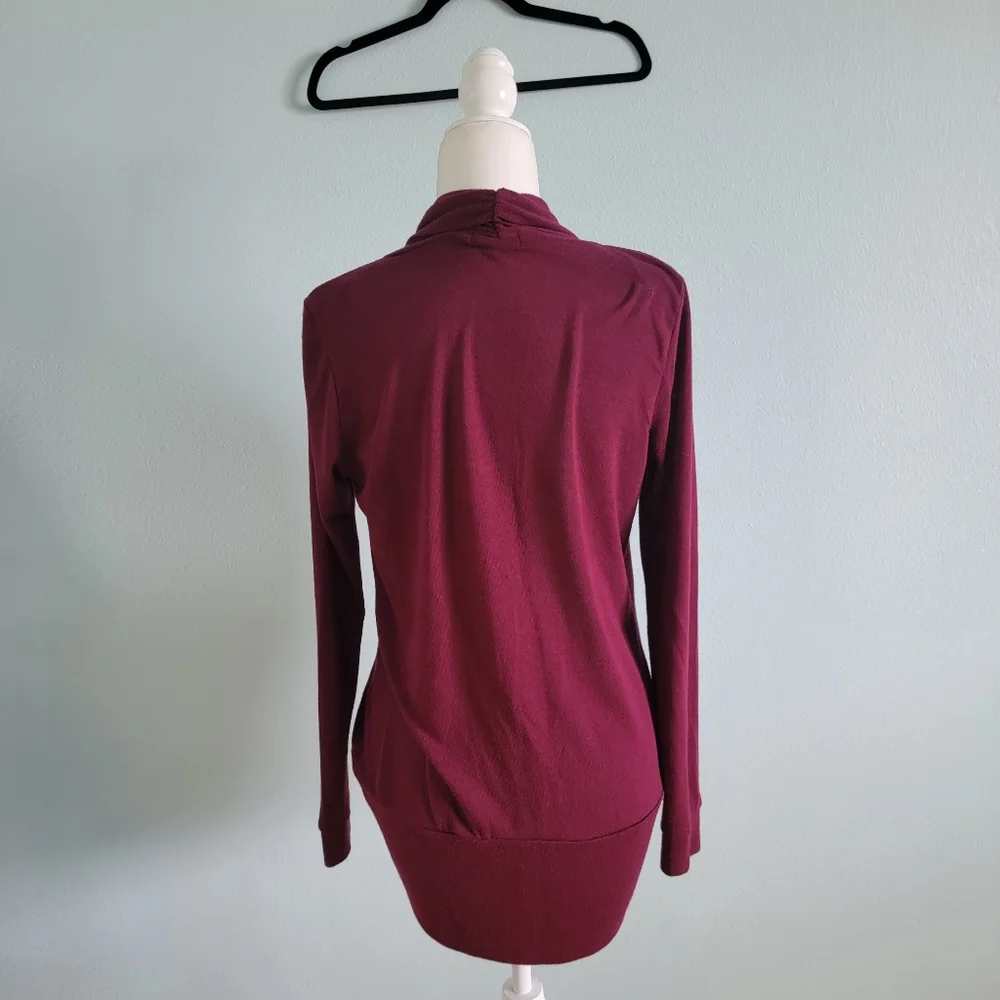 ‼️SOLD‼️Burgundy Cardigan sweater - Picture 4 of 4
